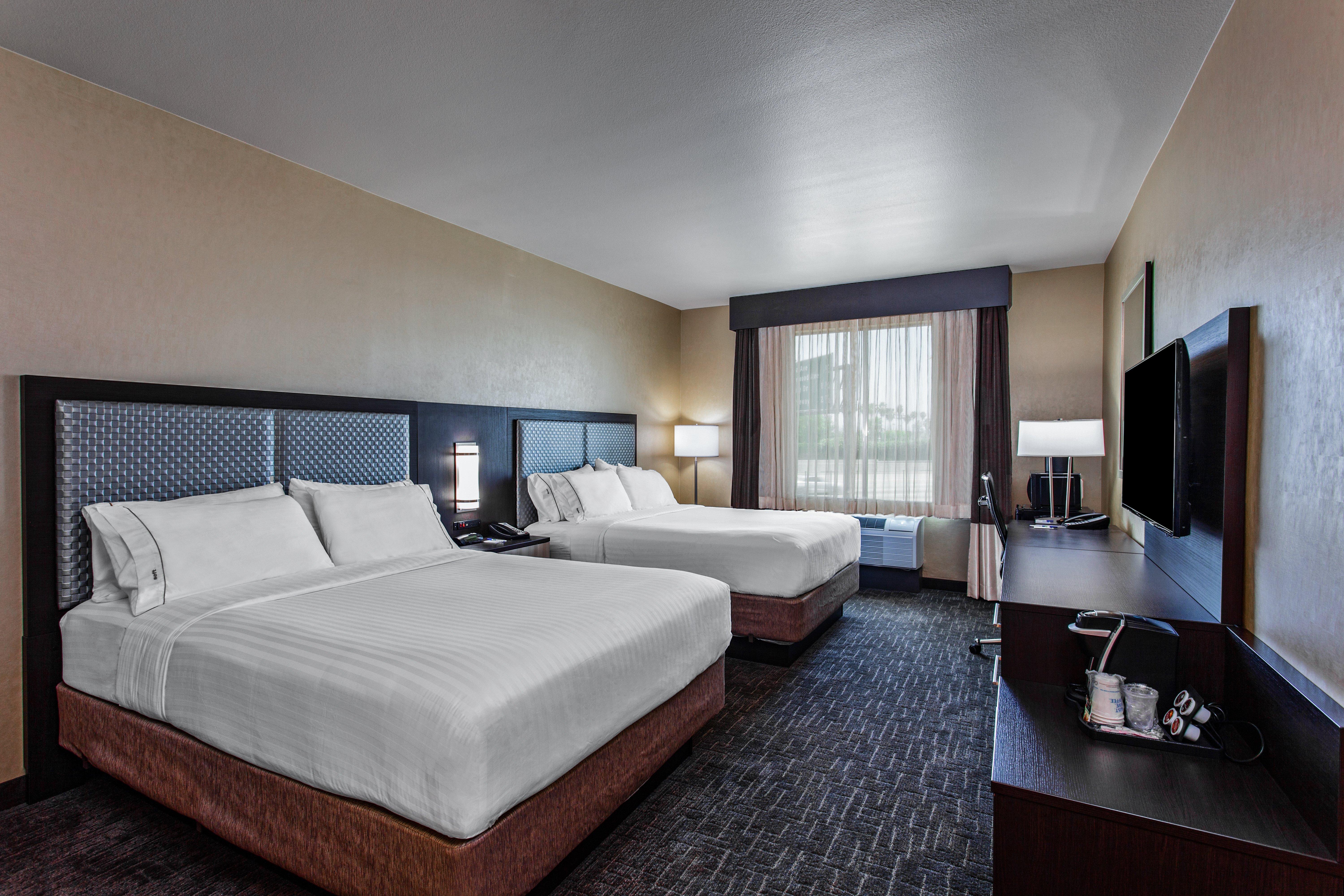 Hotel Express & Area By Ihg 3*