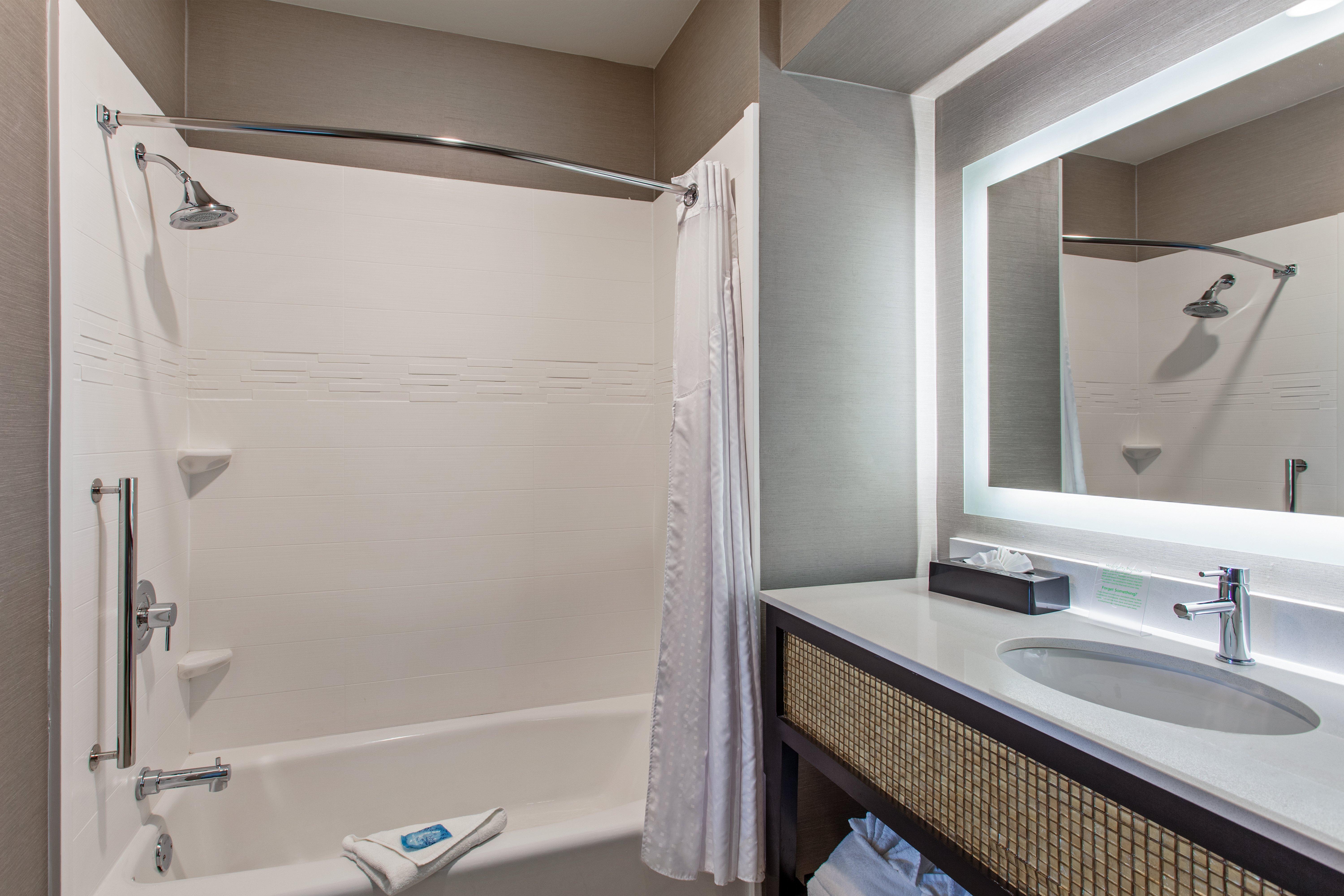 Express & Area By Ihg 3*