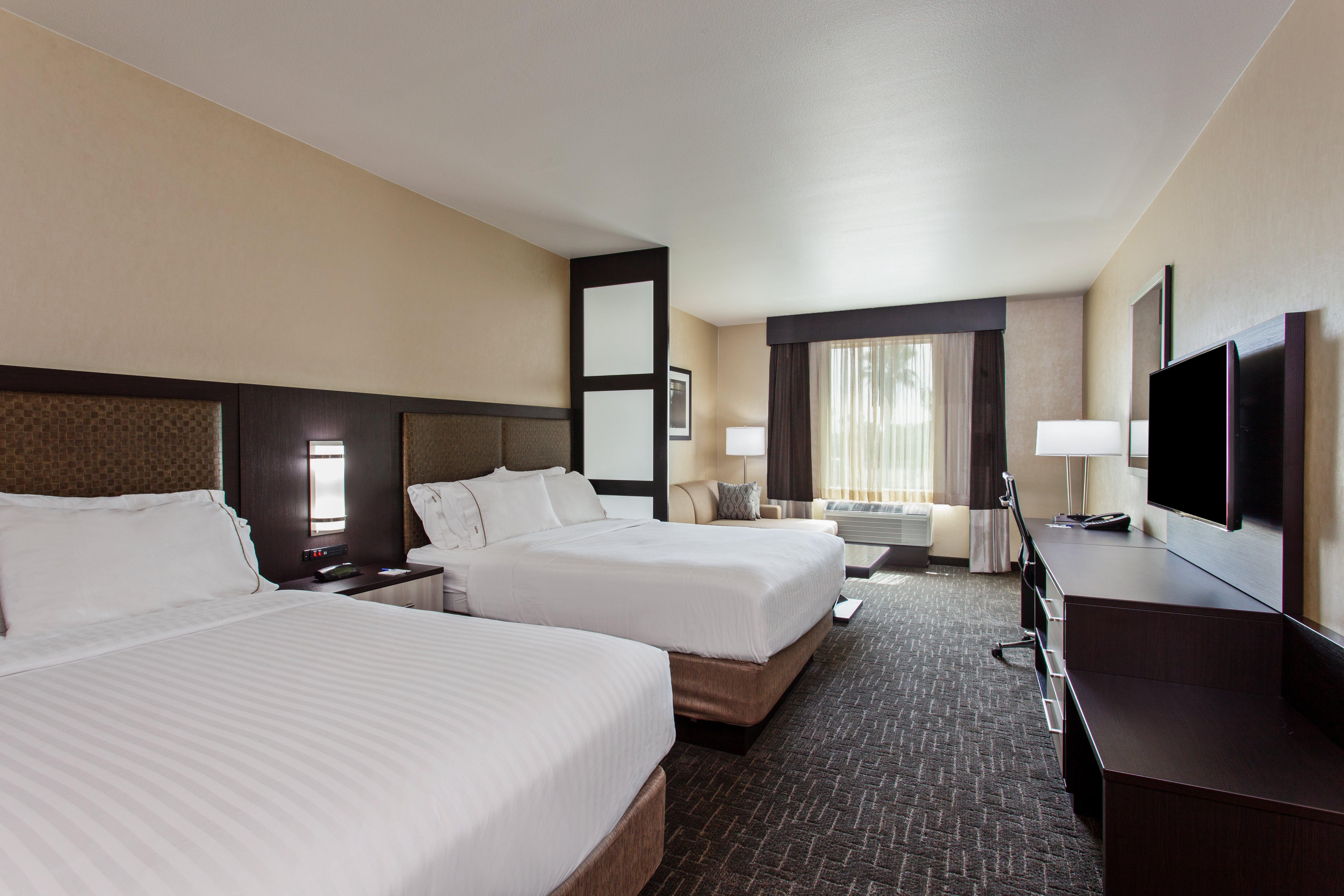 Express & Area By Ihg Hotel Anaheim