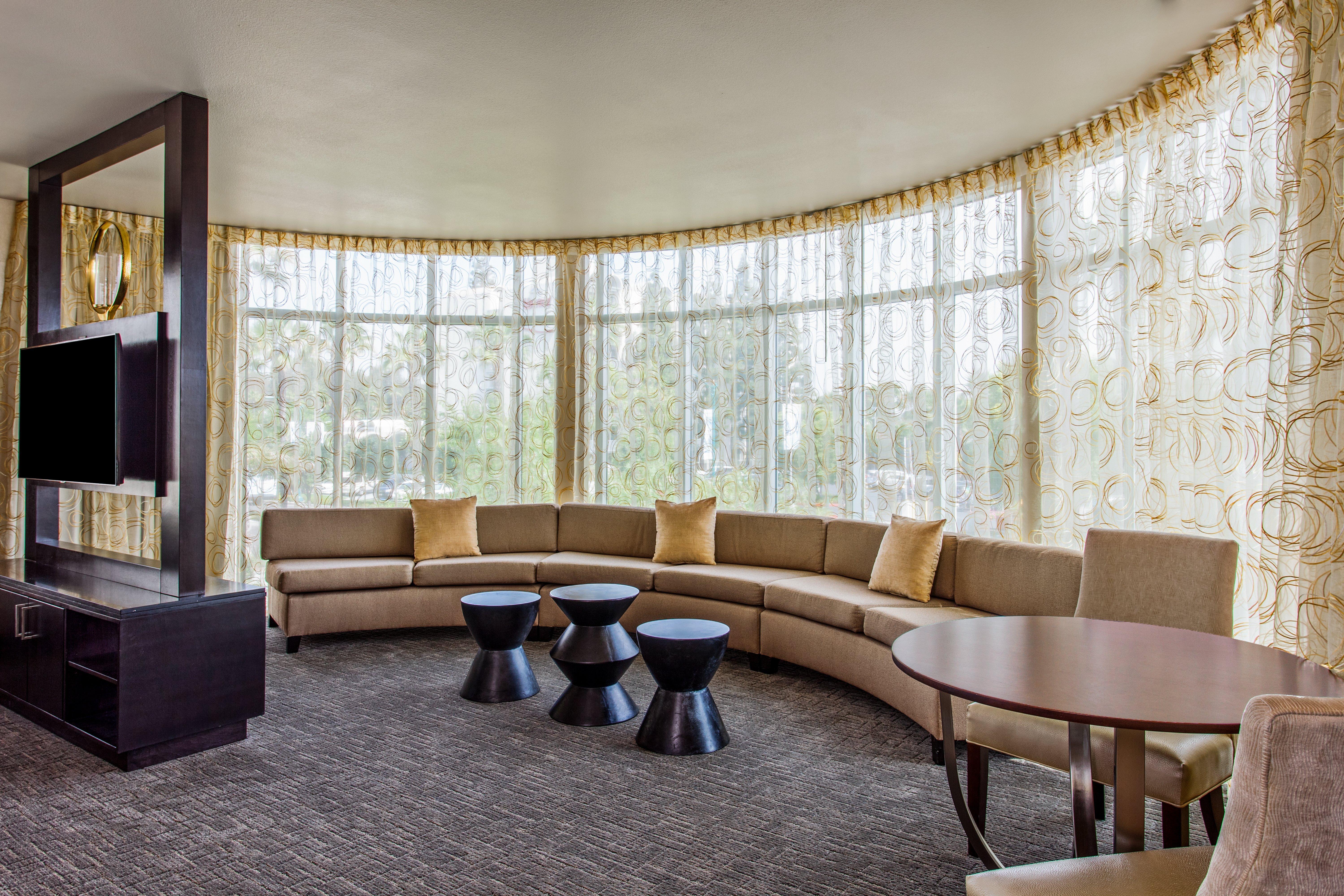 Express & Area By Ihg Hotel Anaheim