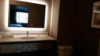 Express & Area By Ihg 3*