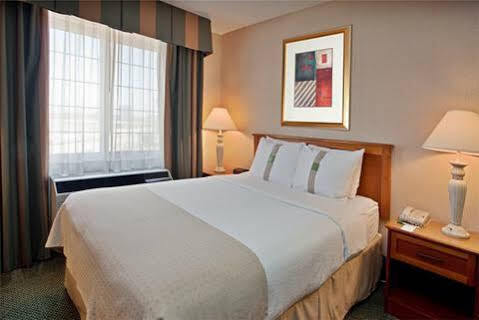 Express & Area By Ihg Anaheim