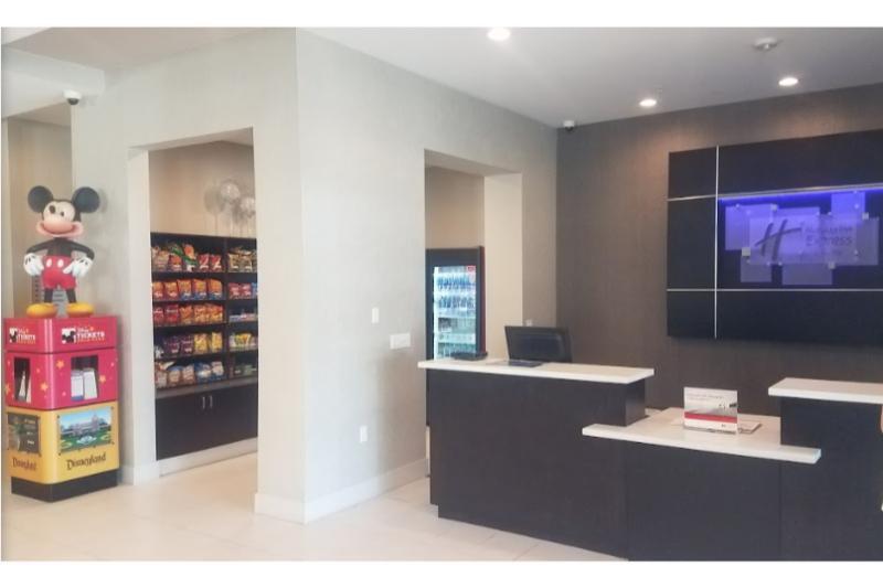Express & Area By Ihg 3*